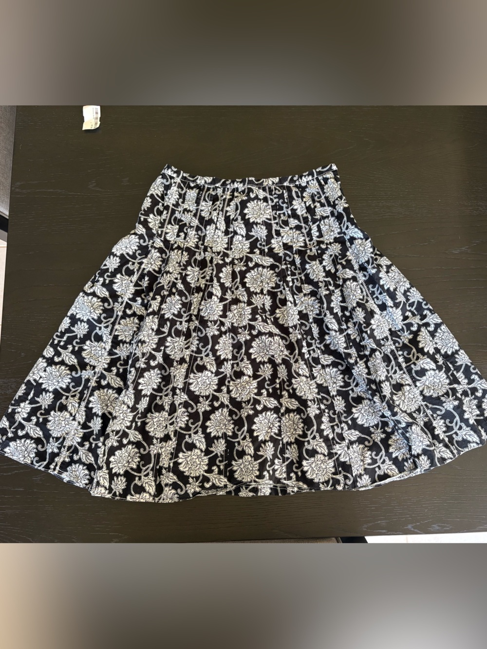 Liz Claiborne Black and White Floral A-Line Skirt